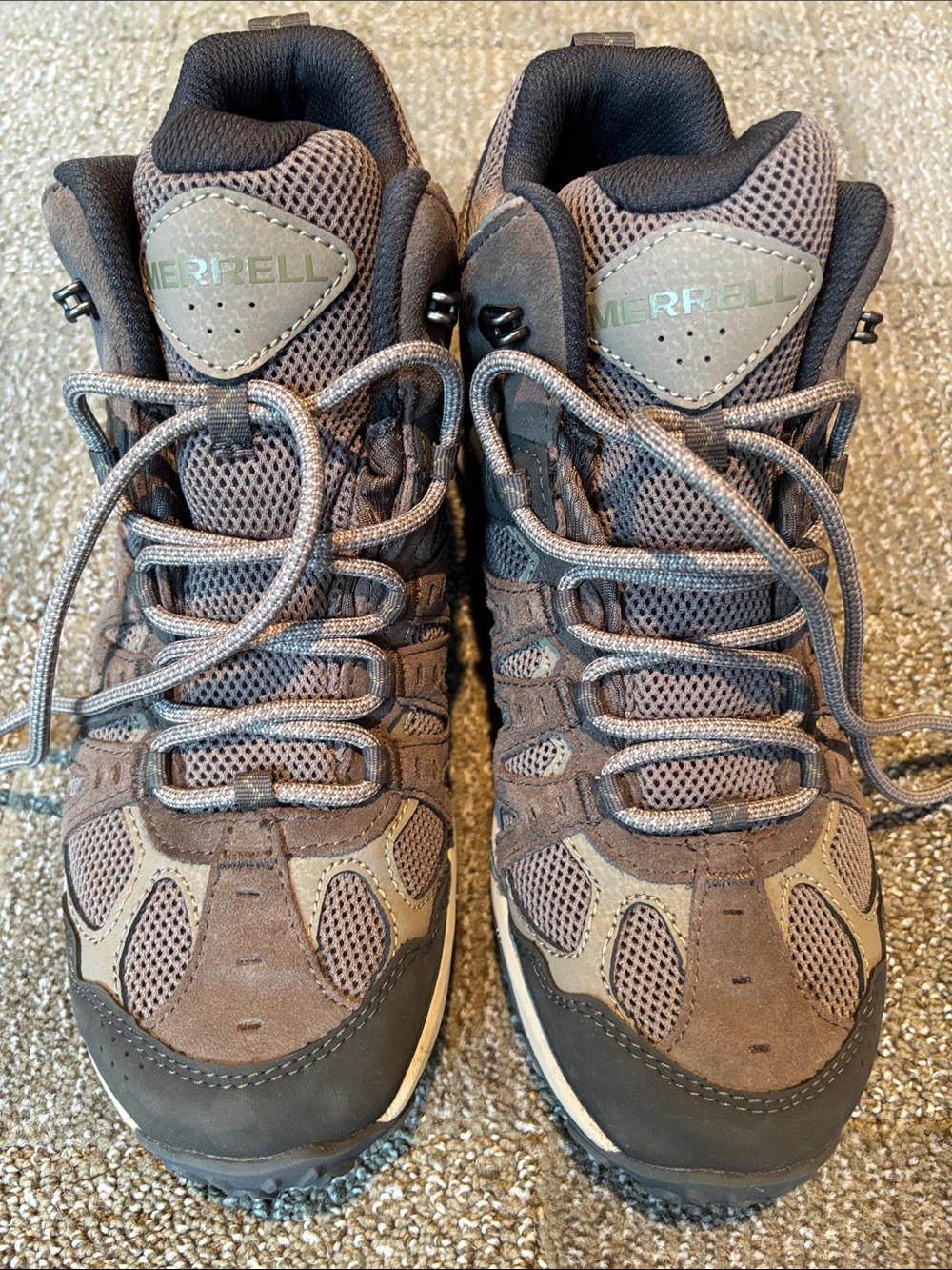 Merrell Men’s Waterproof Mid Hiking Shoes Brown taupe Leather Mesh Size 7.5